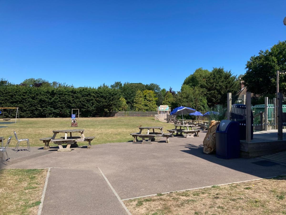 Birchington Vale Caravan Holiday Park Екстериор снимка